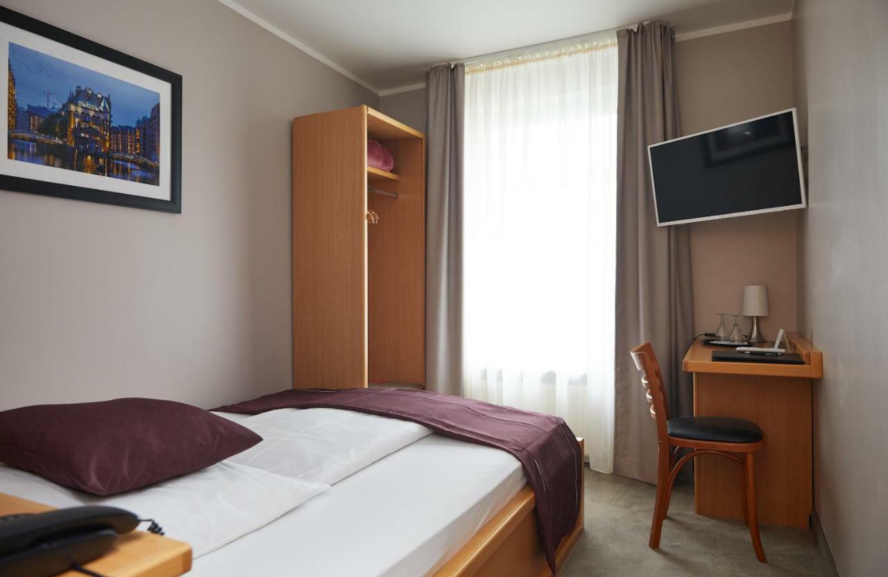 המבורג Hotel Hafentor מראה חיצוני תמונה